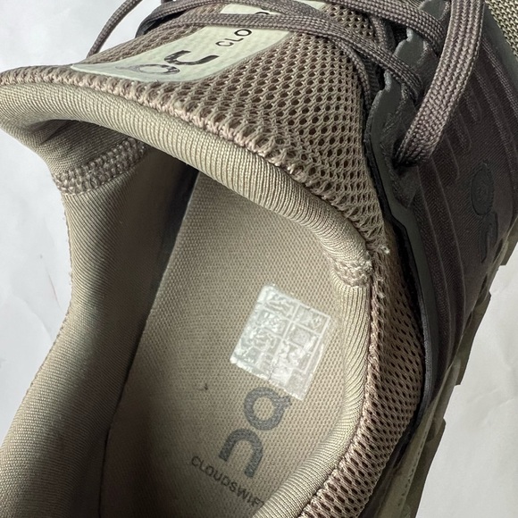On cloud Running Men\'s Athletic Shoes in Olive Green and Khaki